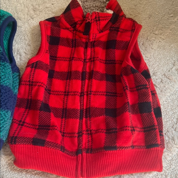 Carter's Fleece Vest Bundle 6-9Mo - Picture 2 of 5